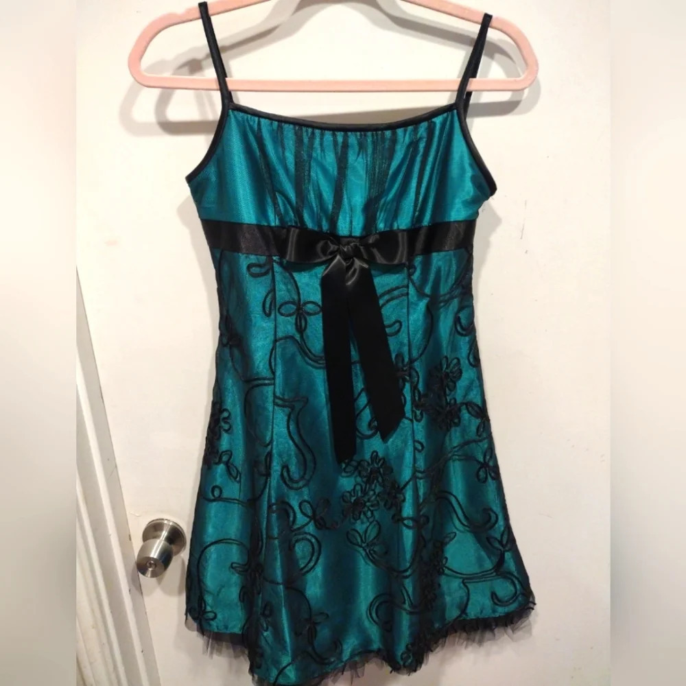 Jessica McClintock Girl's Lace & Satin Sleeveless Y2K Event Dress Sz 14-Fairy